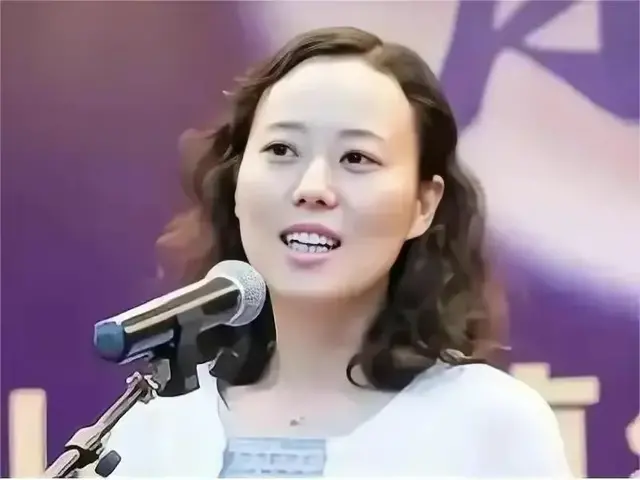 盘点七大美女“女色虎”,包养男宠,以色谋权,不堪入目