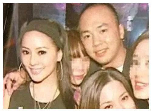 李宗瑞的父母:一个风流富商,一个夜店之花