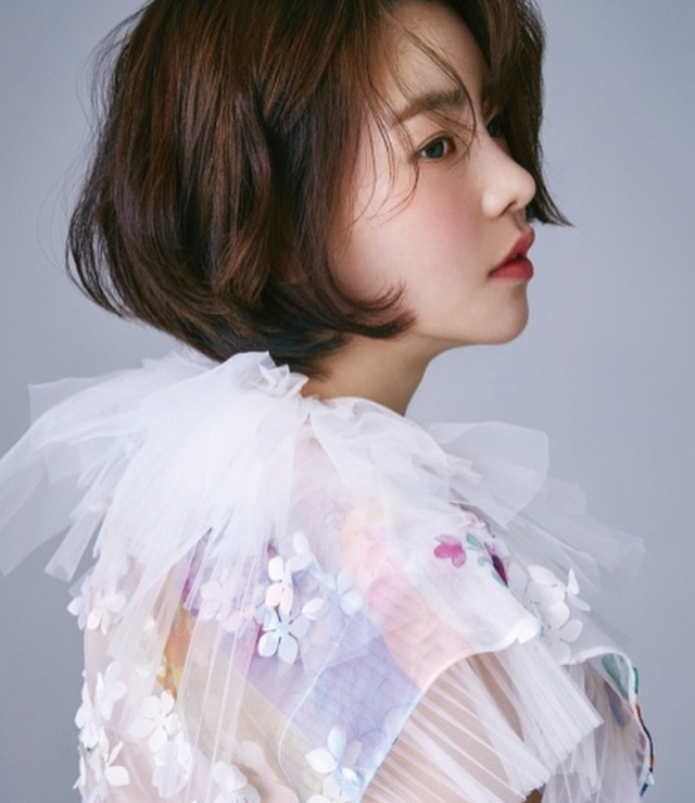 “韩国汤唯”火遍全网!出道演19禁电影狂拿奖,新戏变蛇蝎美女
