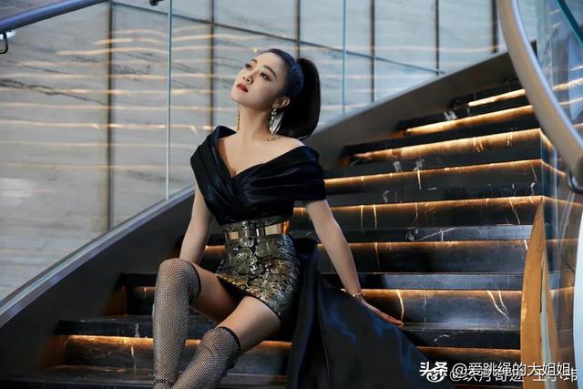气质美女王小玮,琴键上的舞蹈家