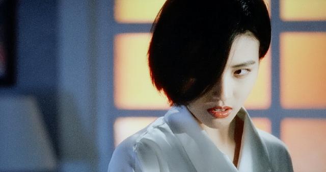 15位一眼万年的短发美女,年轻时个个美到窒息,今有人网上求工作