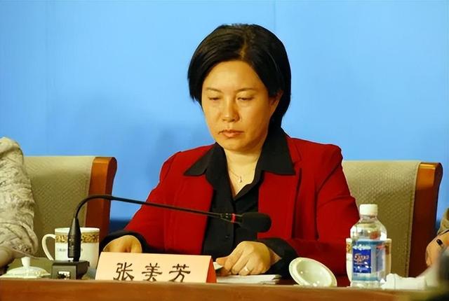 盘点七大美女“女色虎”,包养男宠,以色谋权,不堪入目
