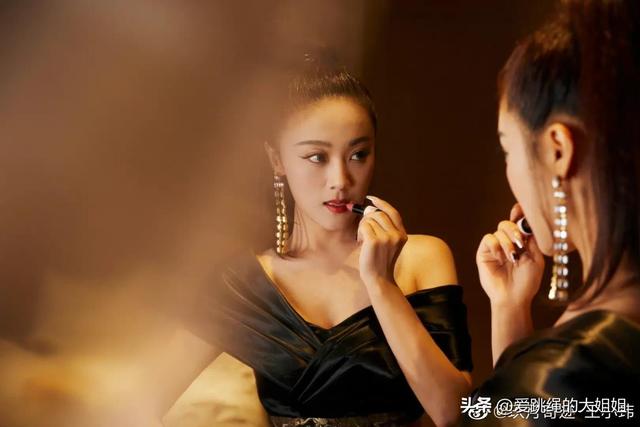 气质美女王小玮,琴键上的舞蹈家
