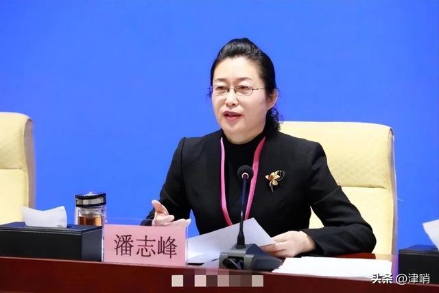 内蒙正厅级“美女局长”被查,超“完美”履历,信息量有些大