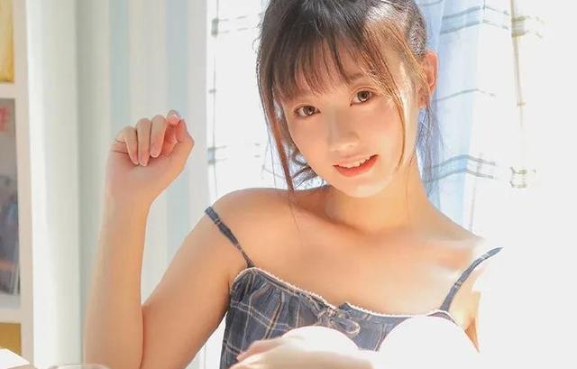 如何跟女生聊天找话题,三个通用套路,让你不再束手无策