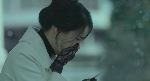 “韩国汤唯”火遍全网!出道演19禁电影狂拿奖,新戏变蛇蝎美女