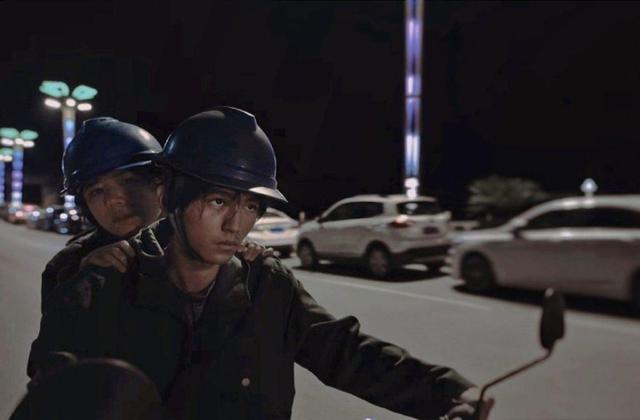 白敬亭新片再来!主动献吻倪大红…