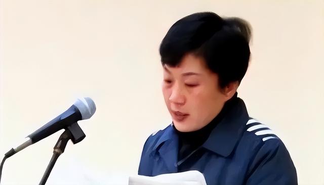 盘点七大美女“女色虎”,包养男宠,以色谋权,不堪入目
