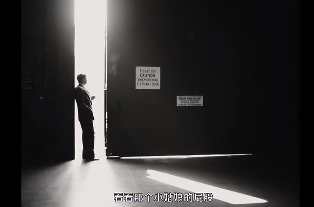 世界第一美人,被性感绑架了一生