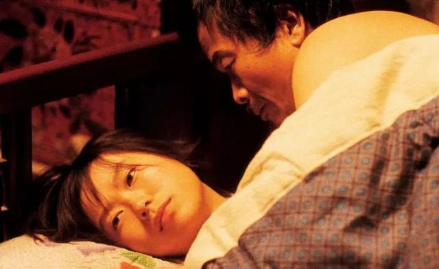 1991年,11岁美国女孩遭绑架,被囚禁18年为凶手生两个女儿