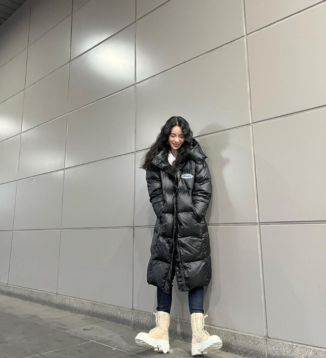 “韩国汤唯”火遍全网!出道演19禁电影狂拿奖,新戏变蛇蝎美女