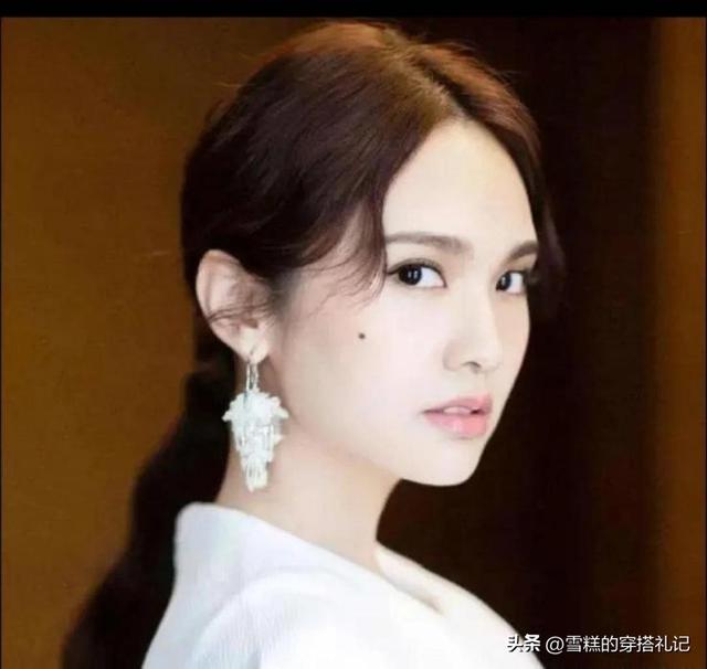 脸上这3处有“痣”的女人,千万别去点掉!看着气质高级还特减龄