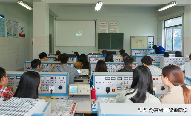 理科女生:适合报考的8大专业,就业率高,发展前途也很不错