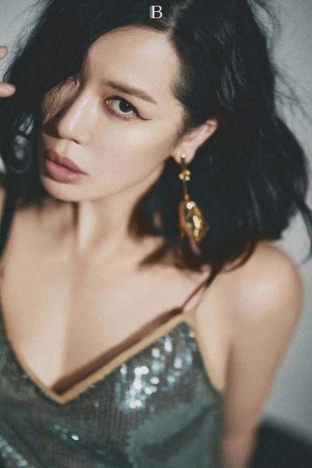 “情史干净”的8位性感女星,不滥情,不炒作,每一个都堪称清流