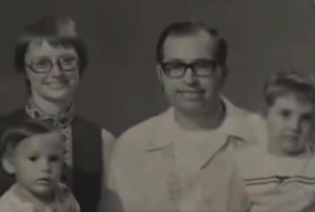1980年,华裔学霸将美女老师囚禁衣柜,每晚放出来侵犯数小时