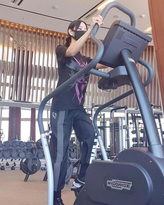 斩获“亚洲第一美女”称号的李成敏,身材有多性感