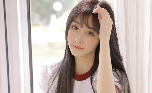 逗女生开心的幽默套路,让她笑到合不拢嘴