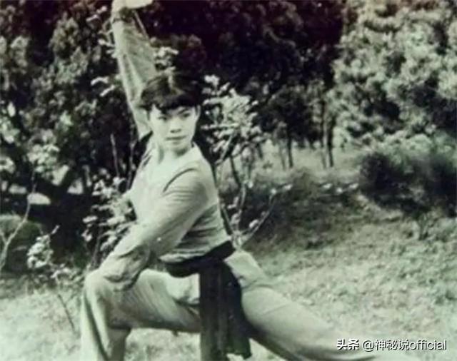 中国美女飞贼宋莲萍,独门轻功无人能敌,六米高台一跃而下