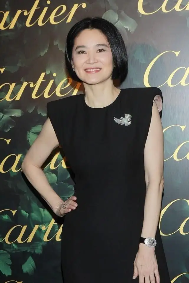 有一种长相叫“富贵脸”,有这4个特征的女人,年纪越大越吃香