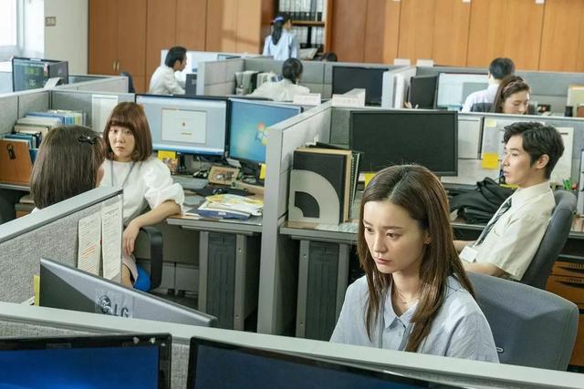 这位“82年出生的女人”,凭什么成为了直男的公敌?
