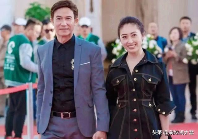 曾被誉为回族第一美女,与张铁林相恋十年分手,少林武王最美小妮