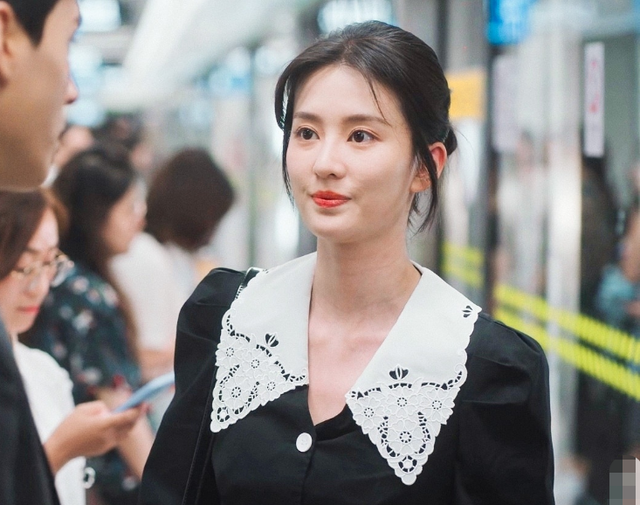 都说美女也不一定能驾驭古装,看到乔欣换装后的效果,我信了