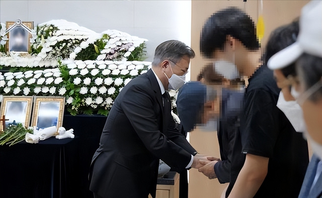 21年,韩国女兵被同事侵犯,投诉多次受阻,新婚当天选择自尽身亡