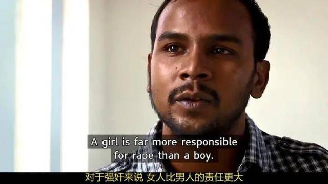 一位女性新冠患者,在救护车上被强奸了