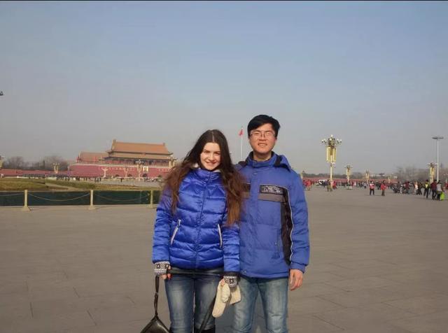 2016年福建农村小伙娶乌克兰美女,生下两个混血宝宝,如今怎样了