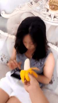 搞笑图片(40)美女,你可千万别撒手啊