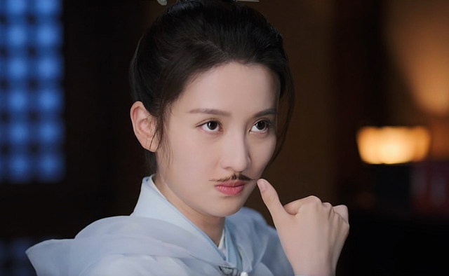 都说美女也不一定能驾驭古装,看到乔欣换装后的效果,我信了