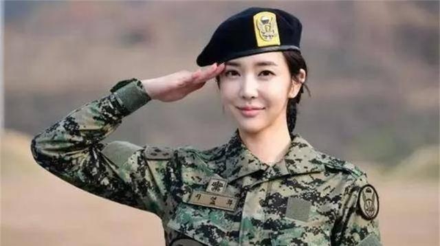 21年,韩国女兵被同事侵犯,投诉多次受阻,新婚当天选择自尽身亡