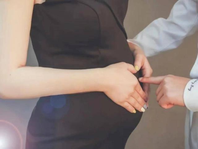 “人造美女”河莉秀:从男人到娇滴滴的小女人,她经历了什么?