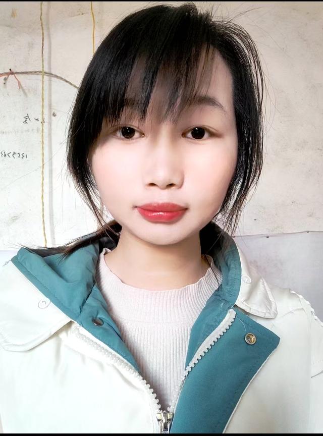 湖北一美女终圆教师梦,谁知肚子疼后悲剧发生,妈妈崩溃痛哭流涕