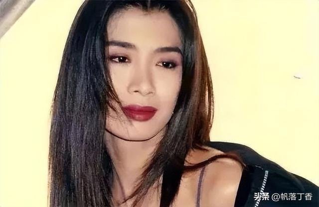 吴佳丽:凭三级片拿金马影后,她是独一份!