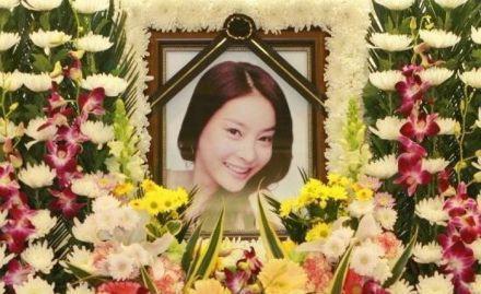 演过情欲片的5位韩国女星,千娇百媚的背后,多人自杀身亡