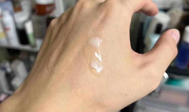 盘点四款大牌“抗老精华”,有点小贵但效果看得见,建议尝试