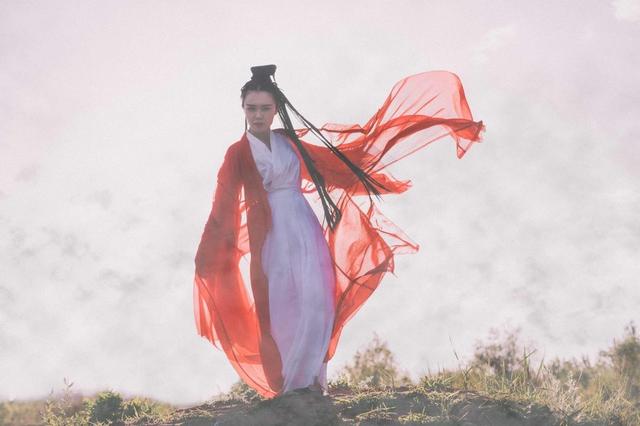 被黑社会强迫拍裸戏的女星,有人惨遭绑架,有人求之不得