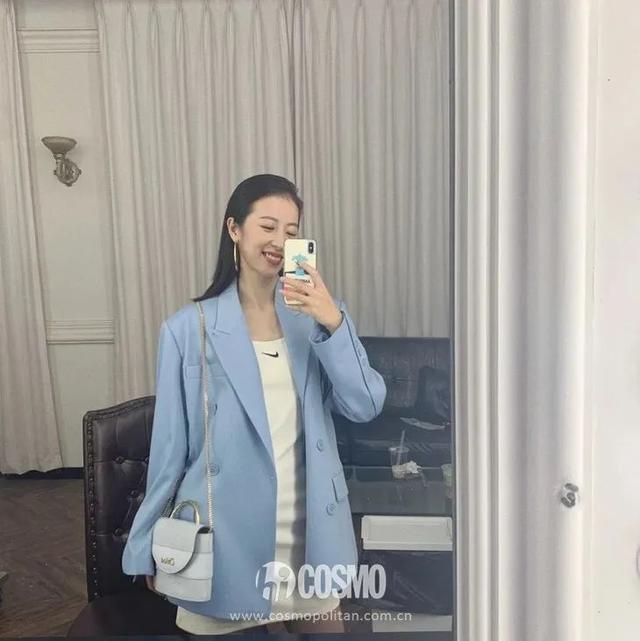 穿细吊带的女孩,迷人都不着痕迹