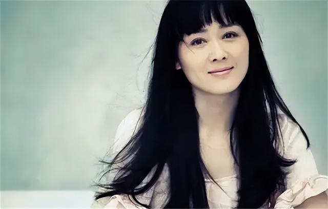 李琳:被前夫一巴掌扇到离婚!二婚嫁世界冠军,如今生活幸福滋润