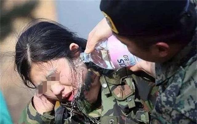 21年,韩国女兵被同事侵犯,投诉多次受阻,新婚当天选择自尽身亡