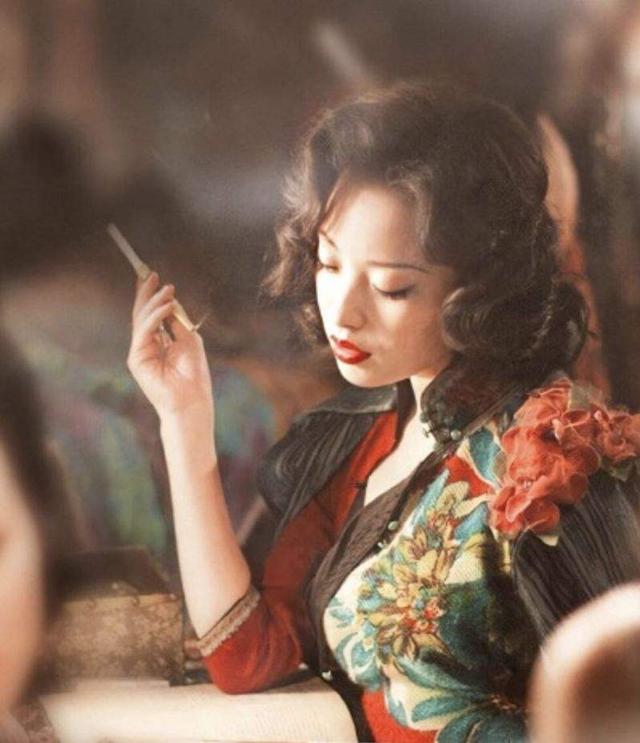 身材丰腴的8位女星,“白幼瘦”在她们面前,根本不值一提