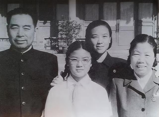 西方记者刁难:你见过世界最漂亮的女人吗?周总理硬气回应:见过
