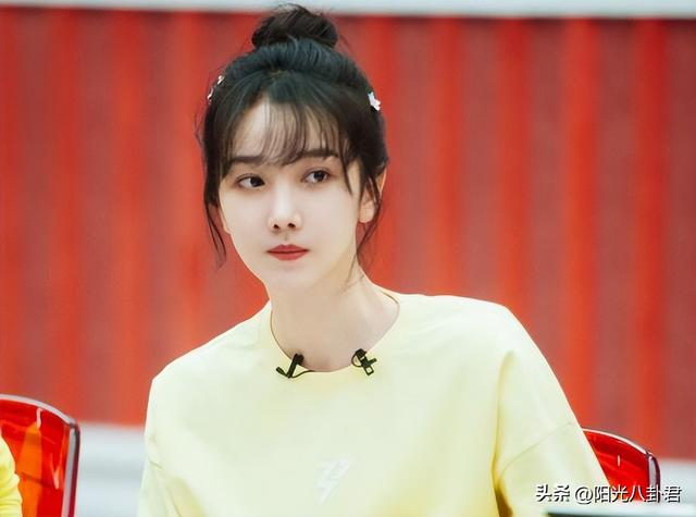 娱乐圈最尴尬的男女撞脸,连细微表情都如出一辙,爱你就像爱自己