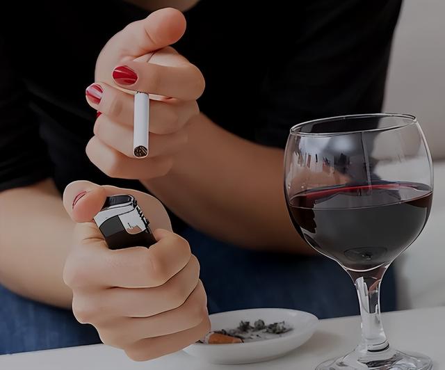女性最佳“绝经期”揭晓,并非50岁,不妨对照一下,你达标了吗?