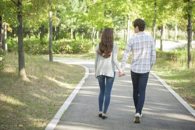 故事:那年,我爱上了37岁的女人,结局是幸福的