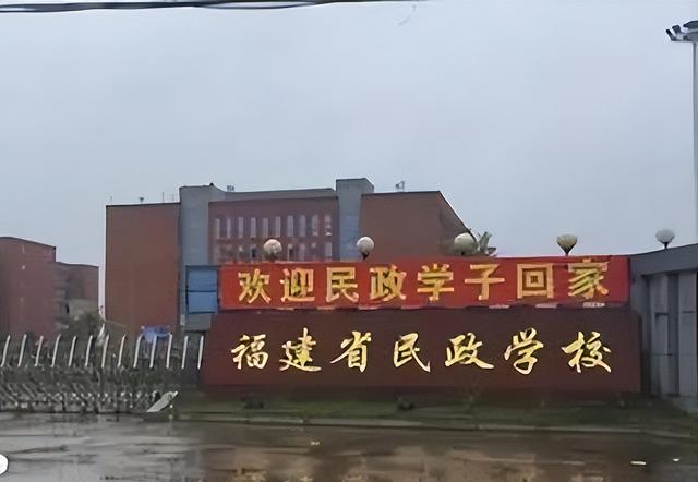 上海85后美女入殓师吴津娜:服务过75000具尸体,从不参加婚礼