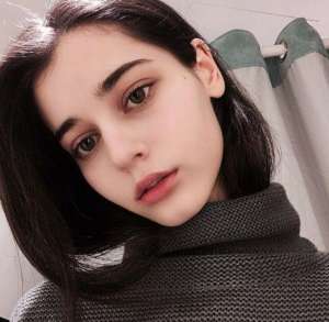 美女裸身(全裸成瘾？6名乌克兰性感模特游艇上裸体互拍，户外现场照片流出)