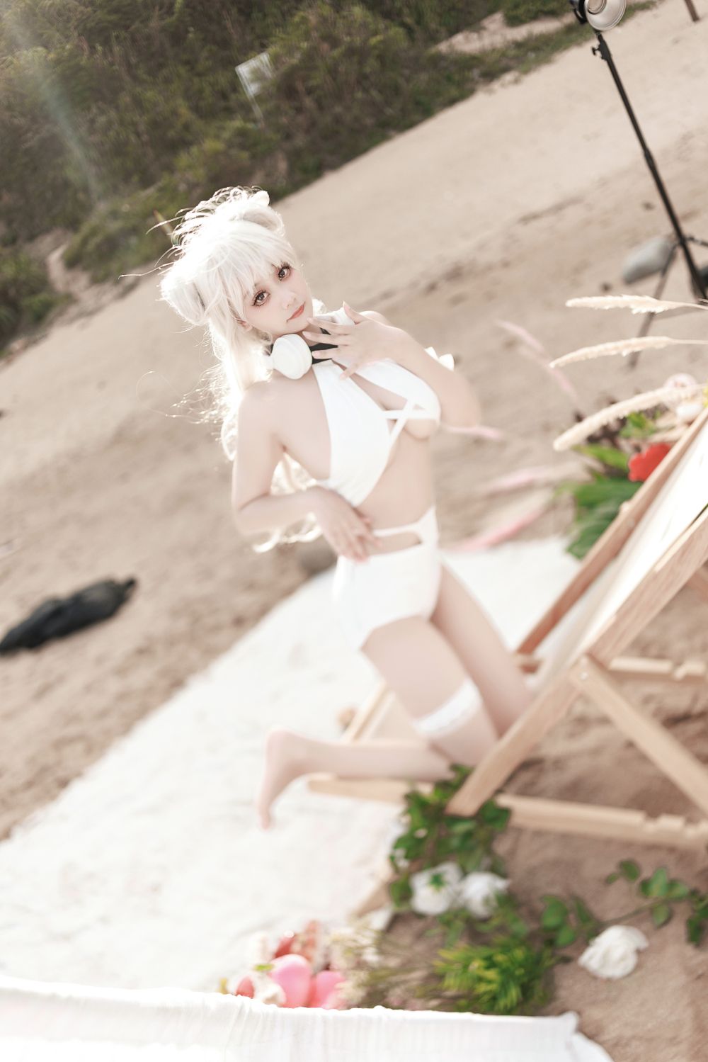 海边娇嫩白皙小美妞