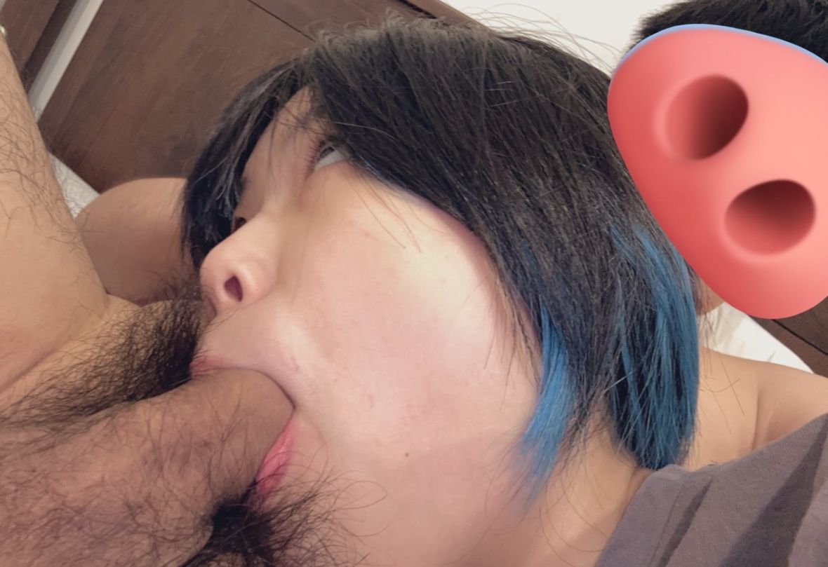 爱笑的极品贫乳学生妹